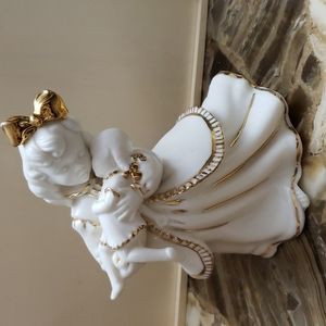 Vintage Atlantic little girl and child figurine